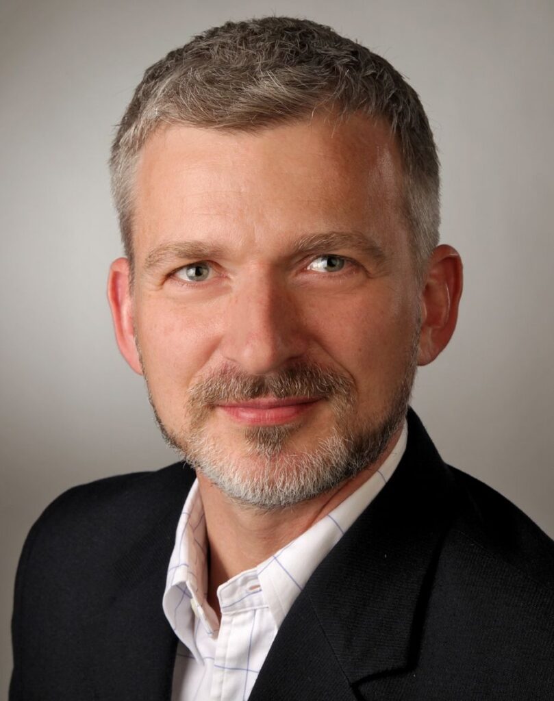 Dr. Marten Neubauer